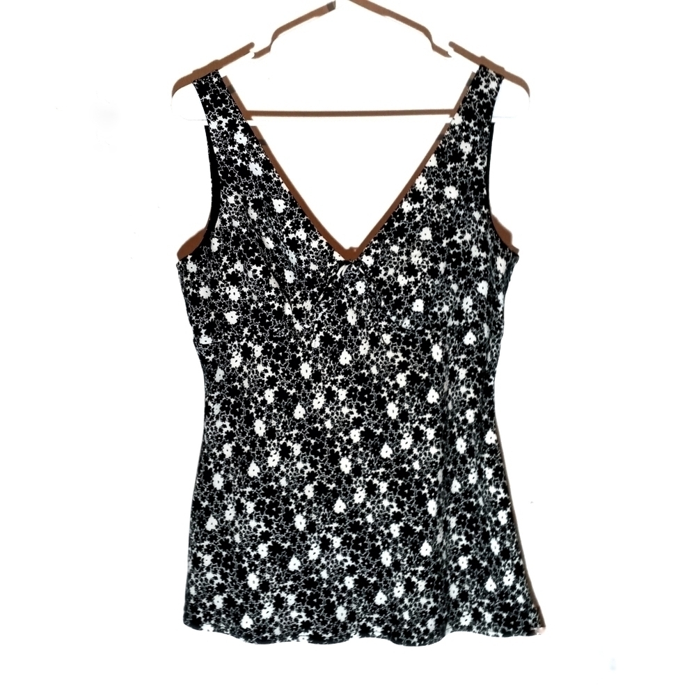 Express Black White Tank Top